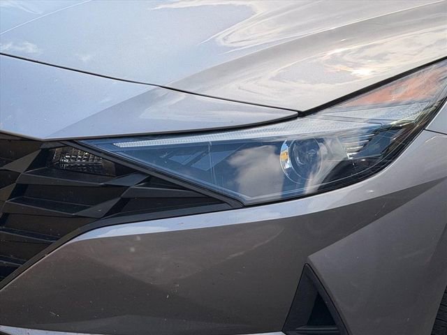 Used 2023 Hyundai Elantra SEL FWD image 26