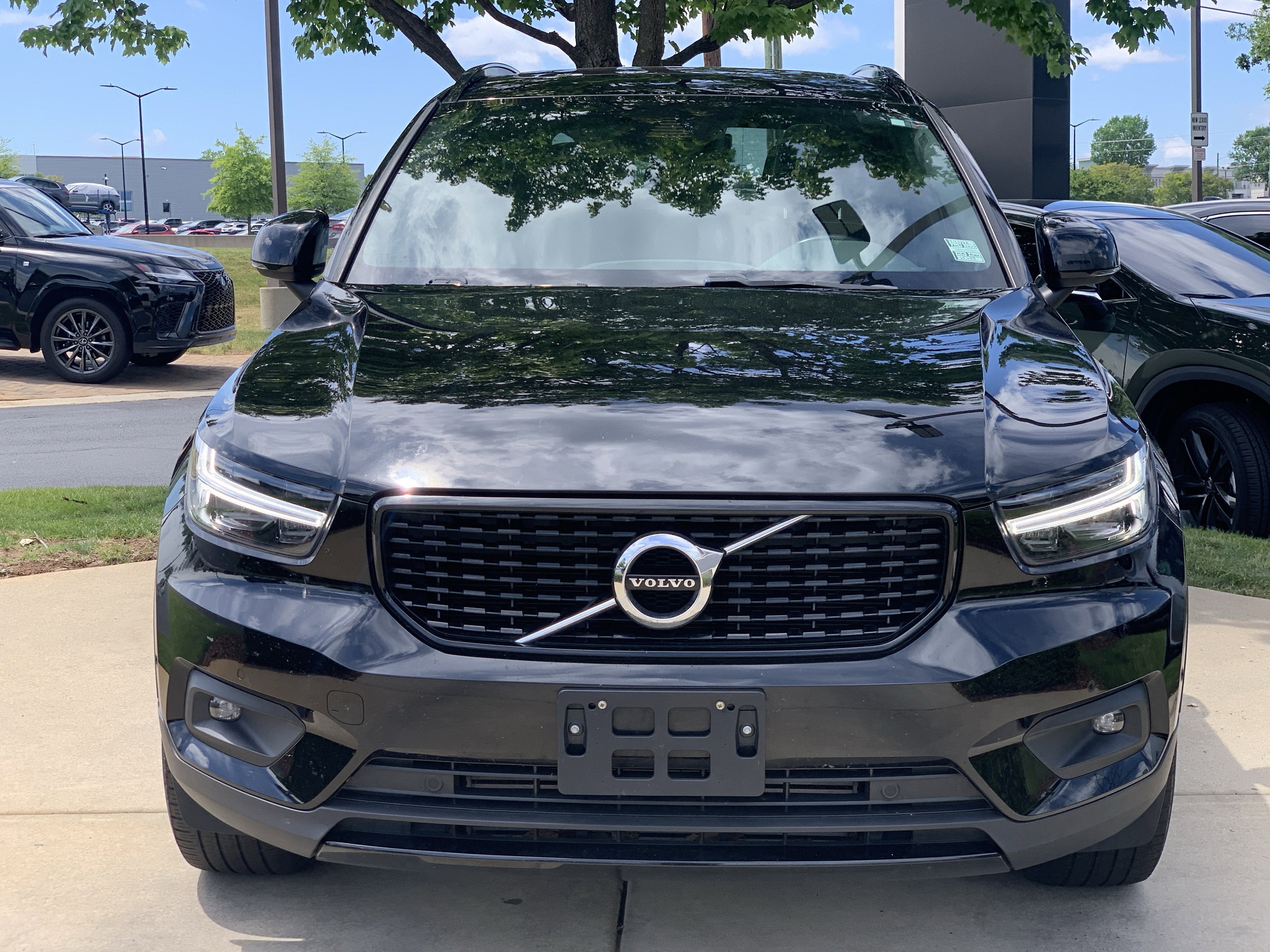 Used 2019 Volvo XC40 T5 R-Design AWD/4WD image 6