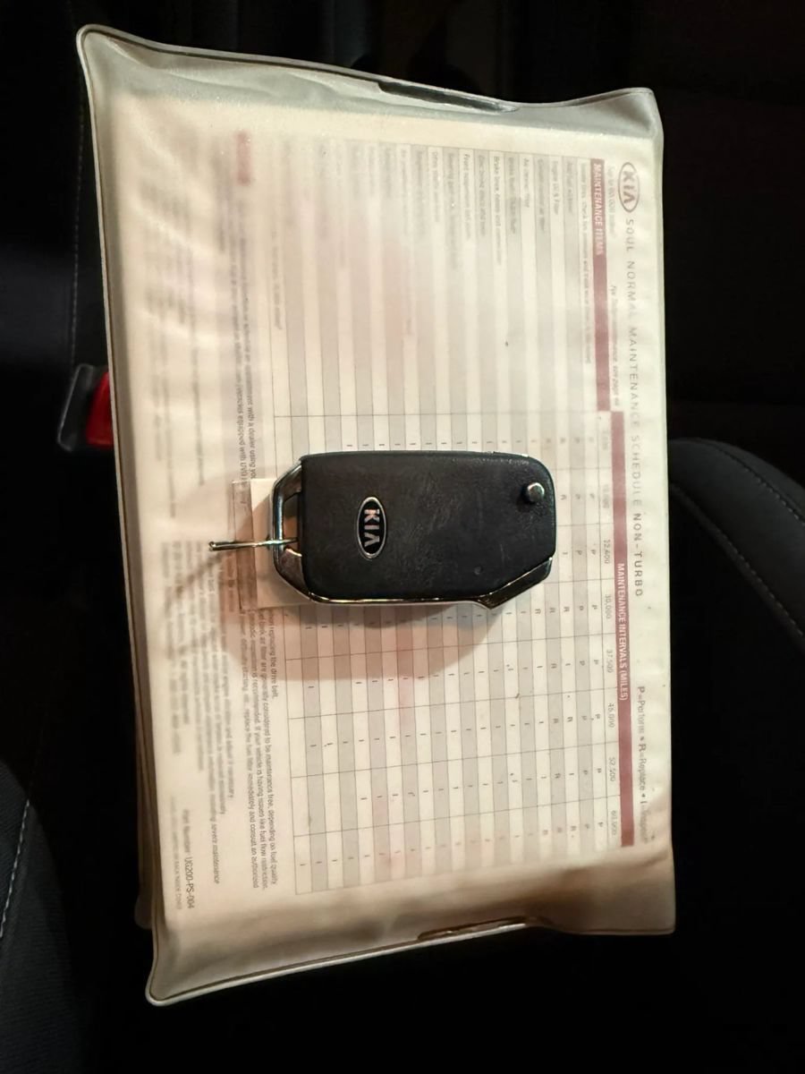 Used 2020 Kia Soul S FWD image 43