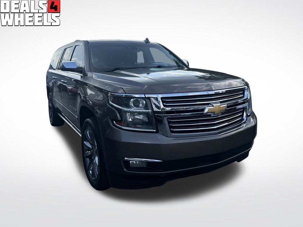 Used 2016 Chevrolet Suburban LTZ RWD image 3