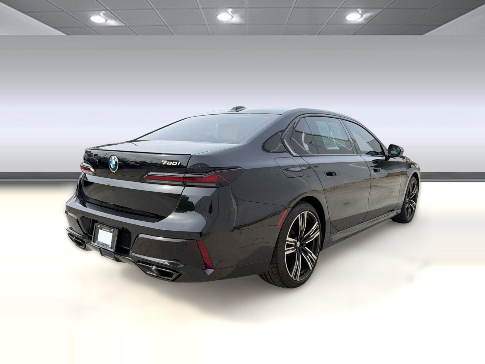 Used 2024 BMW 760i xDrive w/ Executive Package image 9