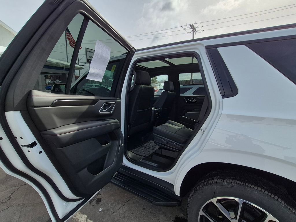 Used 2022 Chevrolet Tahoe RST w/ Luxury Package image 20