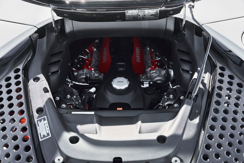 Used 2025 Ferrari SF90 Spider AWD/4WD image 25