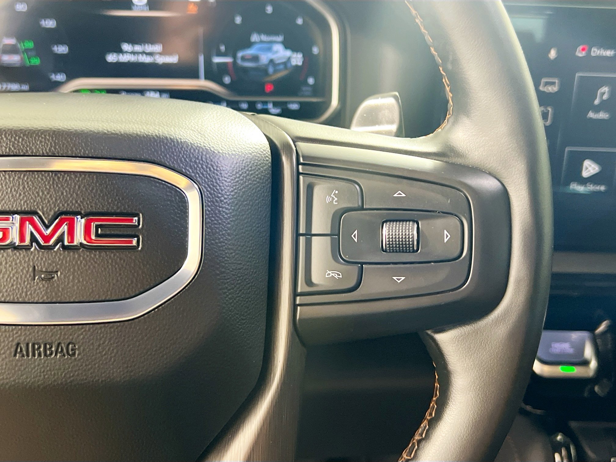 Used 2023 GMC Sierra 1500 AT4 w/ Technology Package image 19