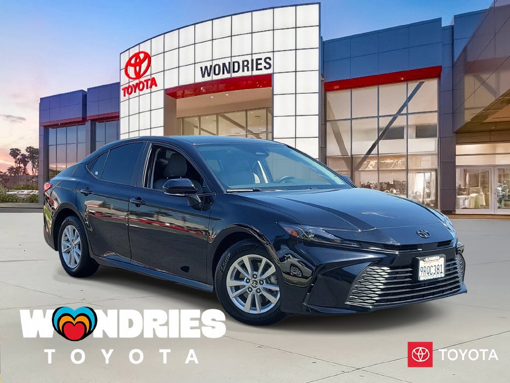 Used 2025 Toyota Camry LE w/ Convenience Package FWD 360° Tour
