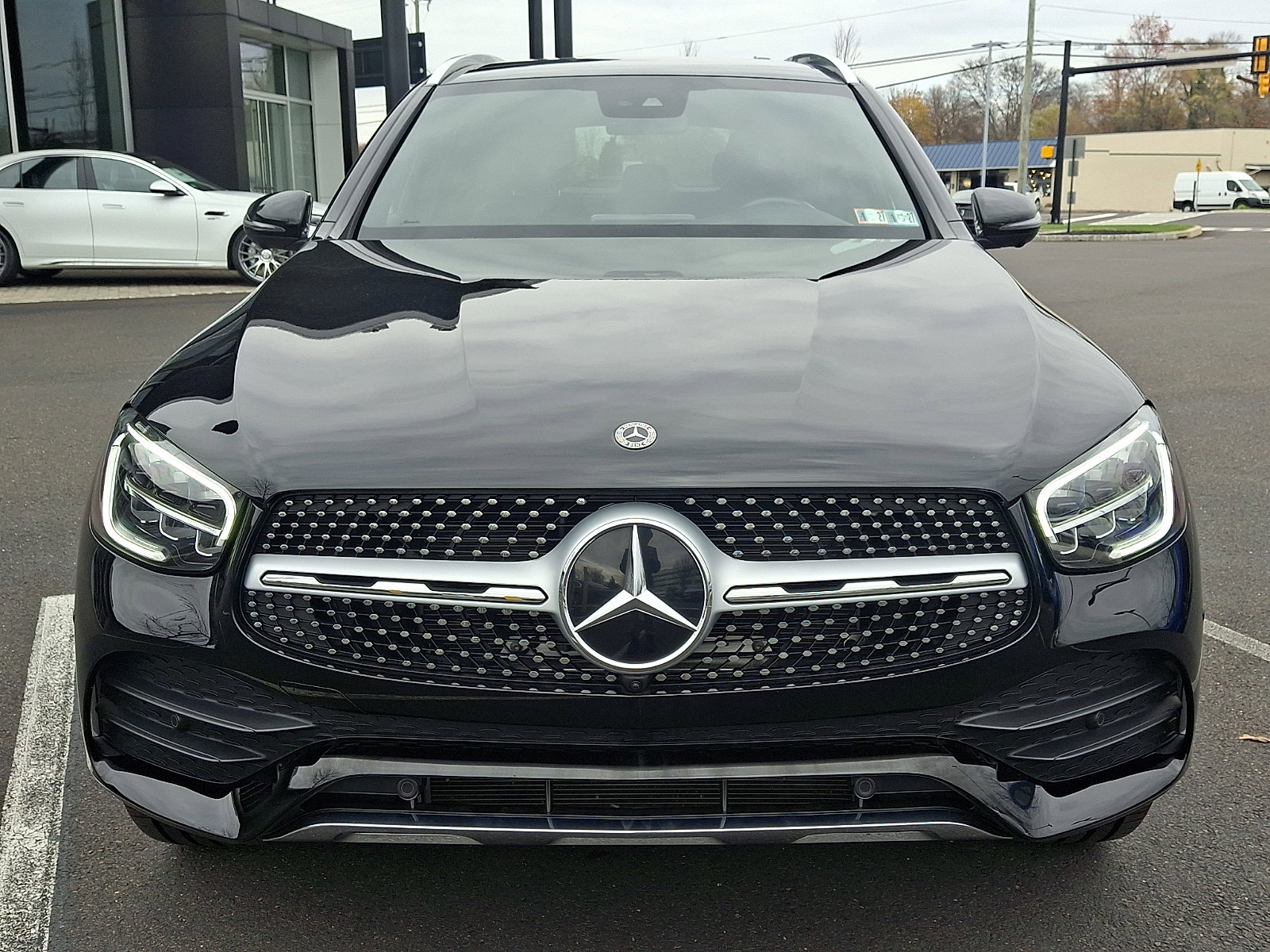 Certified 2022 Mercedes-Benz GLC 300 4MATIC image 2