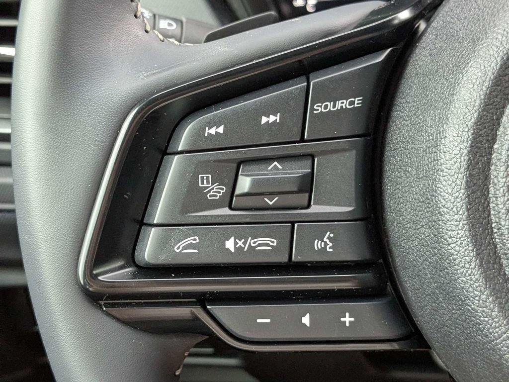 Used 2025 Subaru Forester Premium AWD/4WD image 21