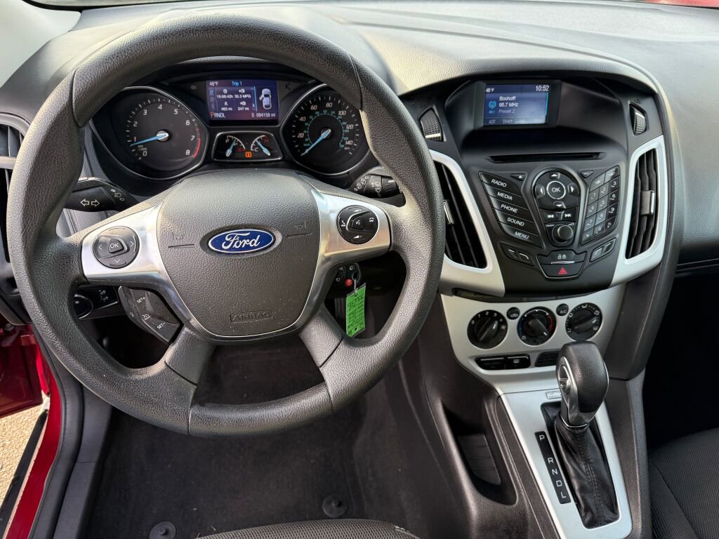 Used 2014 Ford Focus SE FWD image 14