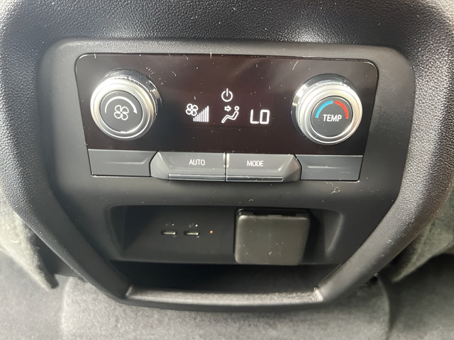 Used 2025 GMC Acadia Elevation FWD image 33