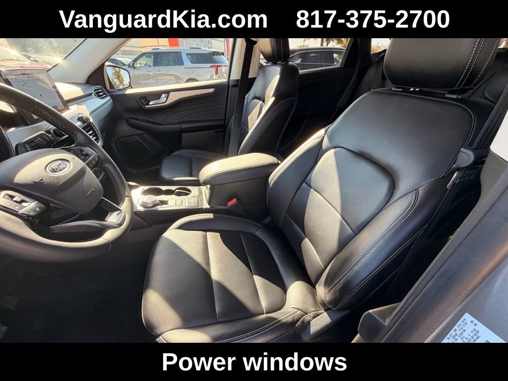 Used 2022 Ford Escape SEL image 13