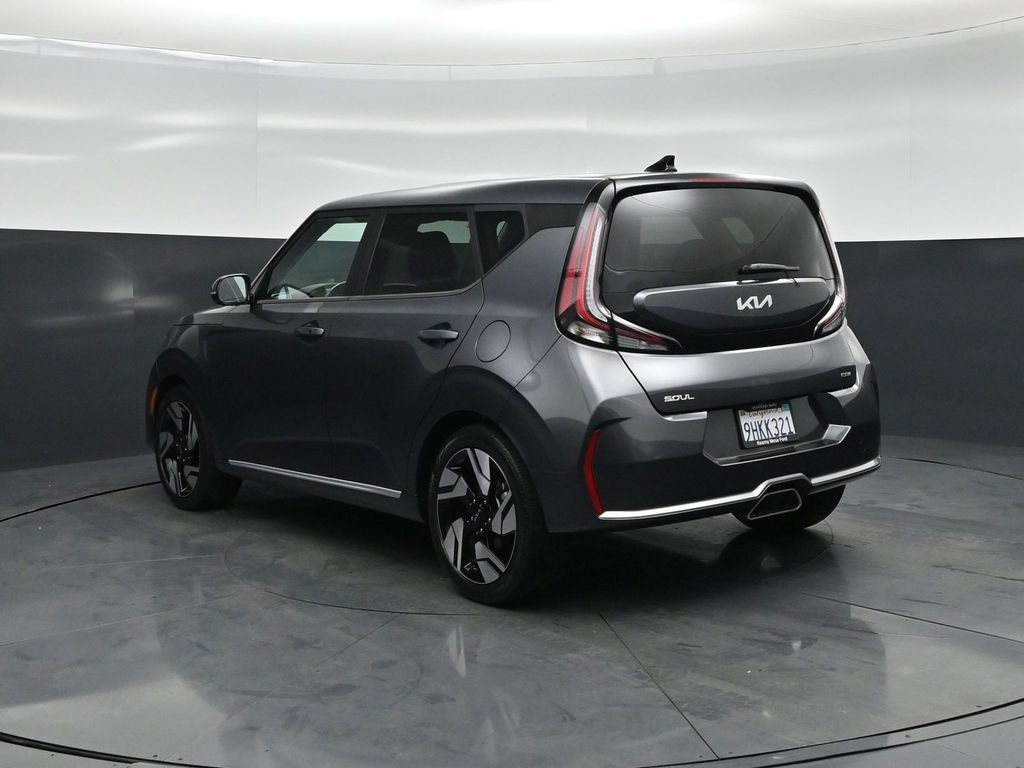 Used 2023 Kia Soul GT-Line w/ GT-Line Technology Package FWD image 6