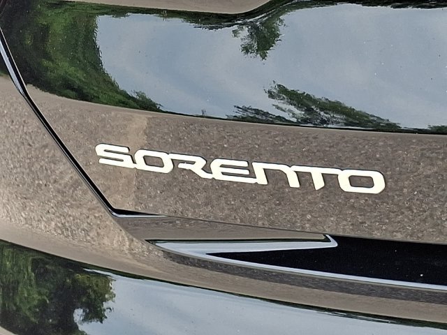 Used 2023 Kia Sorento SX AWD/4WD image 37