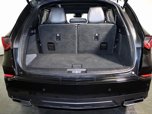 Used 2025 Acura MDX A-Spec image 29