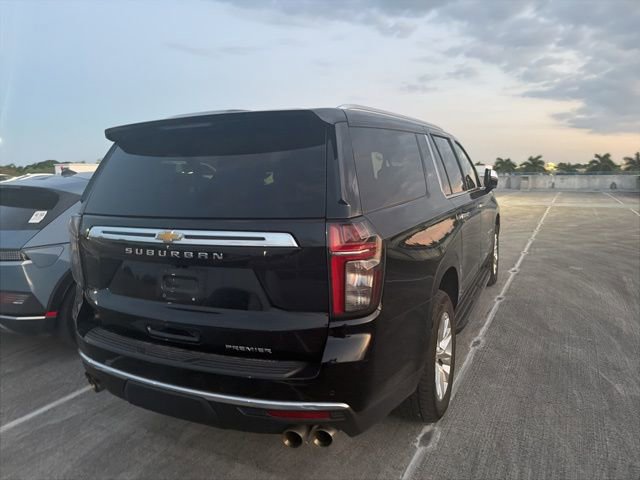 Used 2023 Chevrolet Suburban Premier image 7