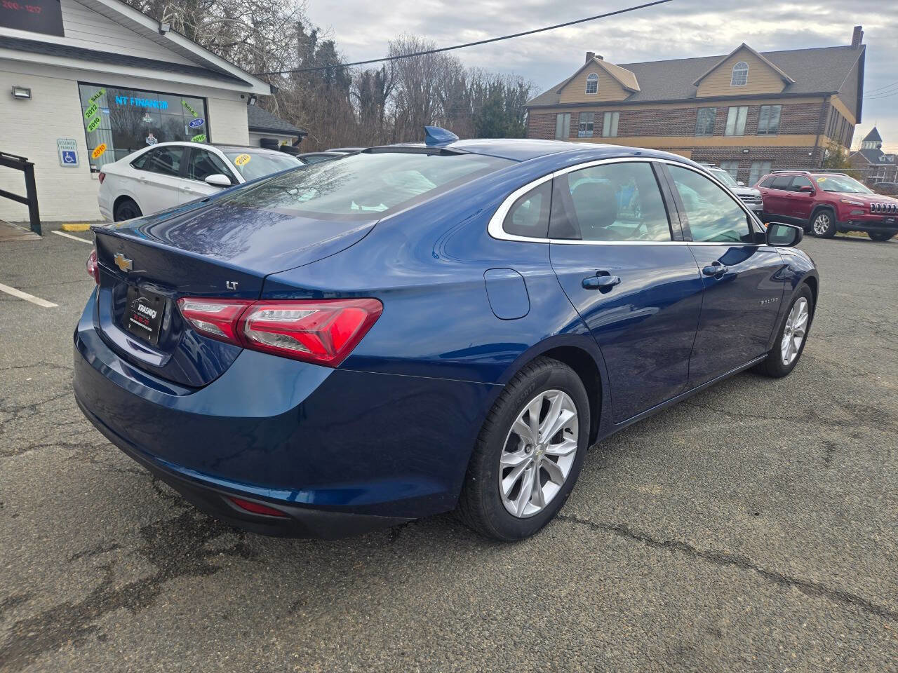 Used 2019 Chevrolet Malibu LT FWD image 6