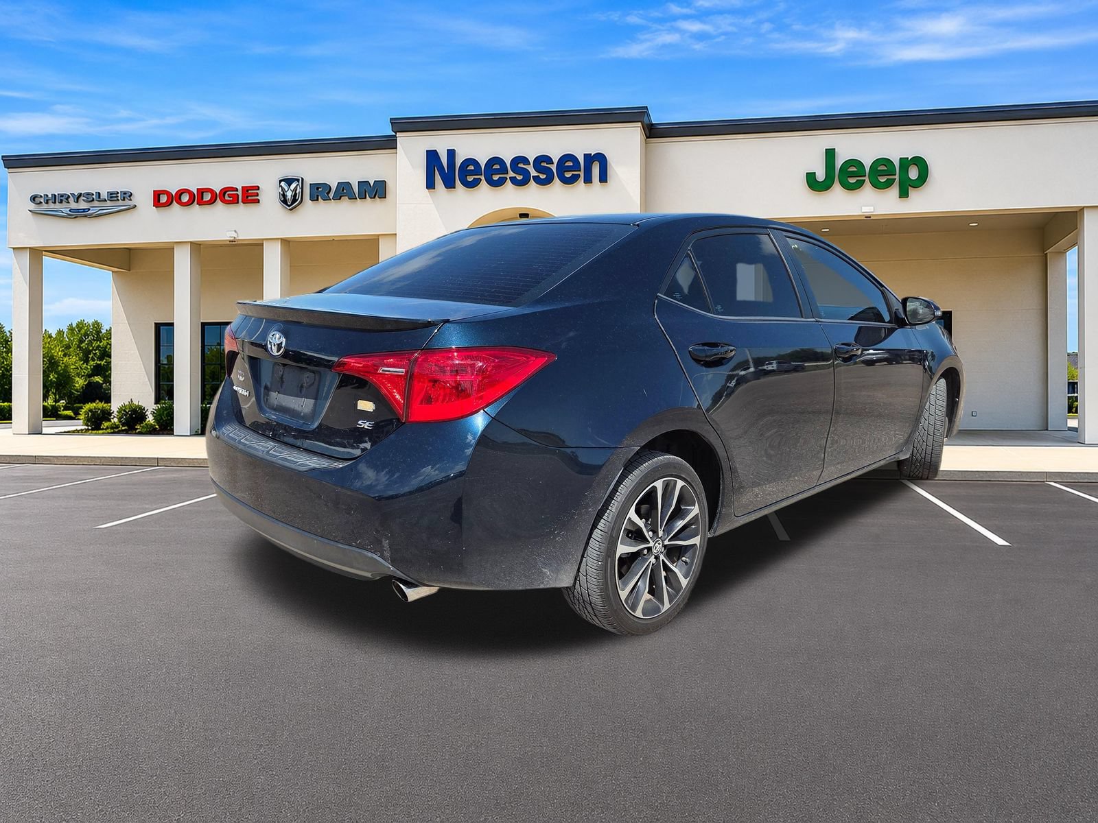 Used 2019 Toyota Corolla SE FWD image 7