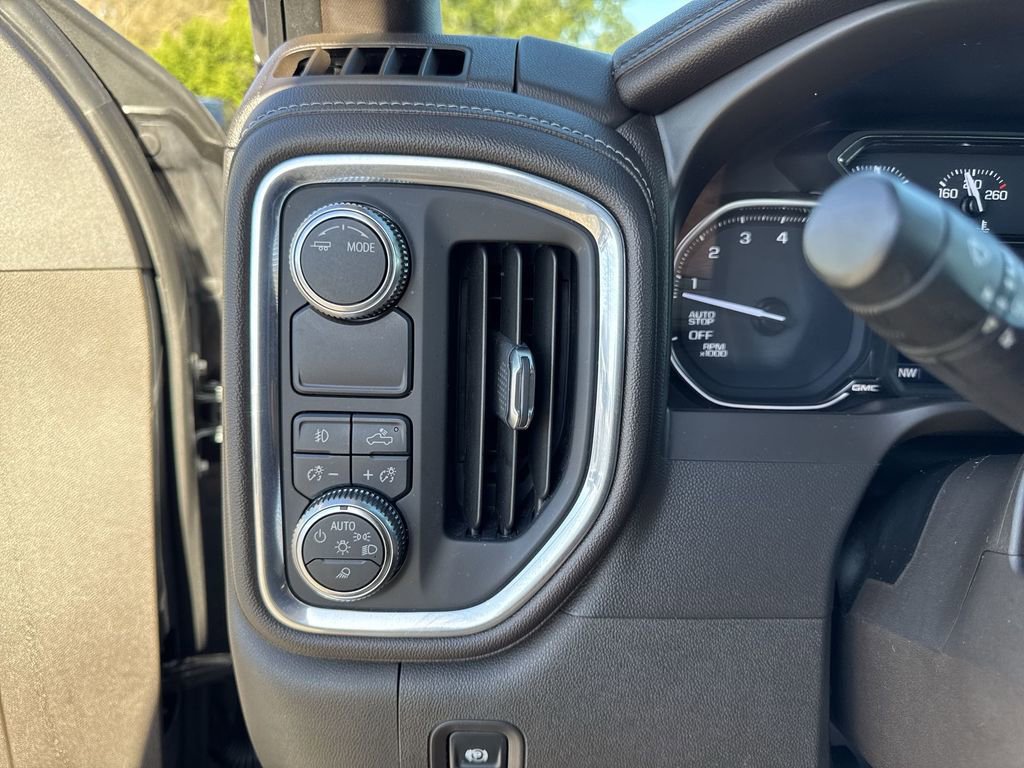 Used 2020 GMC Sierra 1500 SLT w/ SLT Premium Package image 24