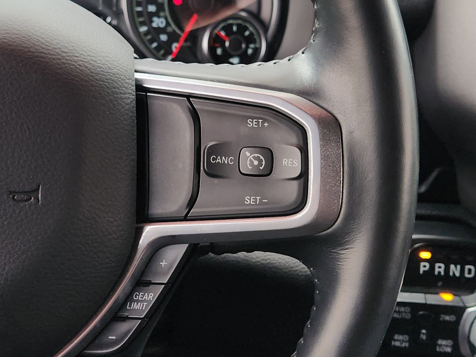 Used 2020 RAM 1500 Laramie w/ Sport Appearance Package AWD/4WD image 32