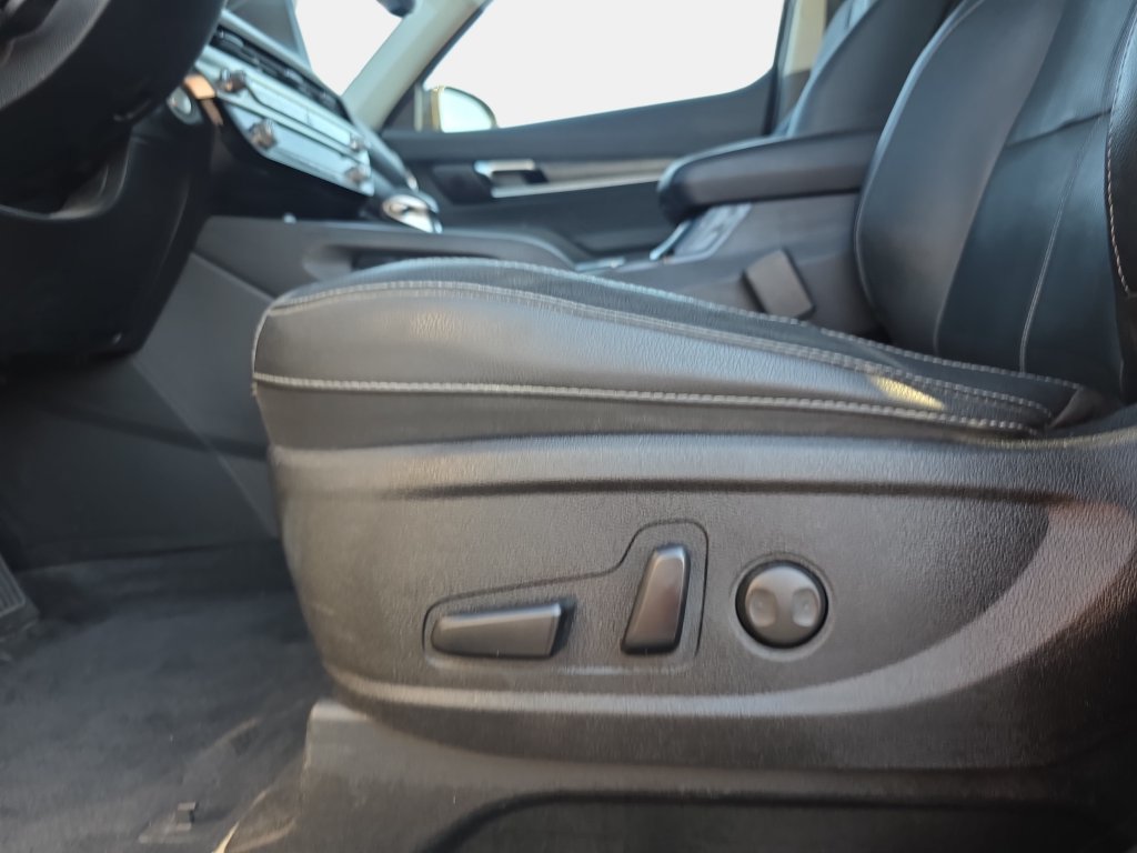 Used 2022 Kia Telluride EX w/ EX Premium Package AWD/4WD image 25