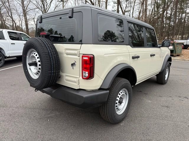 New 2025 Ford Bronco 4-Door image 5