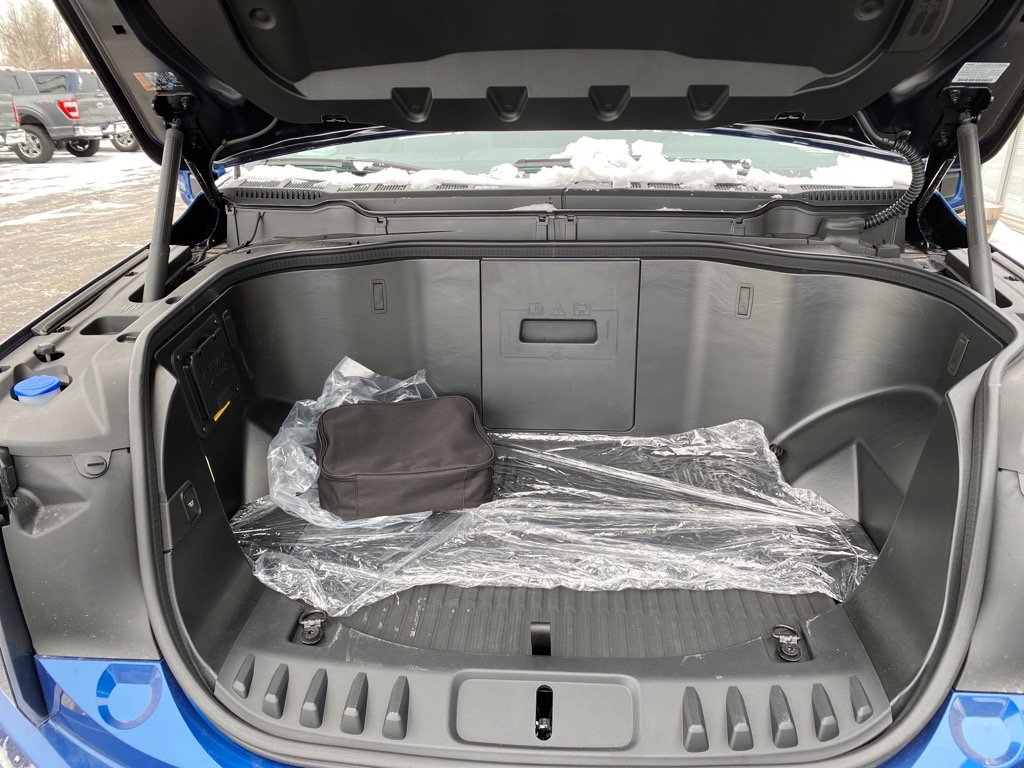 Used 2022 Ford F150 Lightning Lariat w/ Equipment Group 511A High image 9