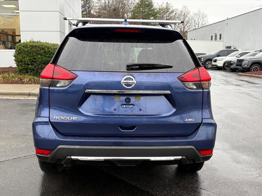 Used 2017 Nissan Rogue S w/ S Appearance Package image 6