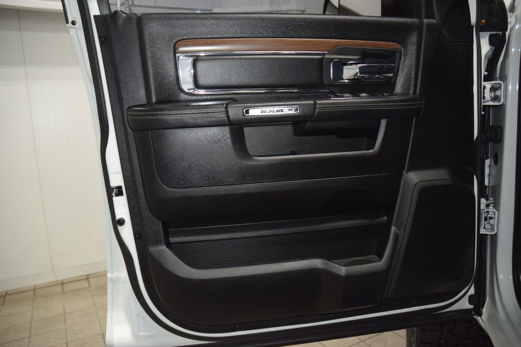 Used 2017 RAM 2500 Laramie w/ Sport Appearance Group AWD/4WD image 40
