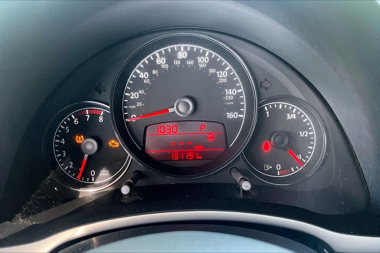 Used 2012 Volkswagen Beetle 2.5 FWD image 24