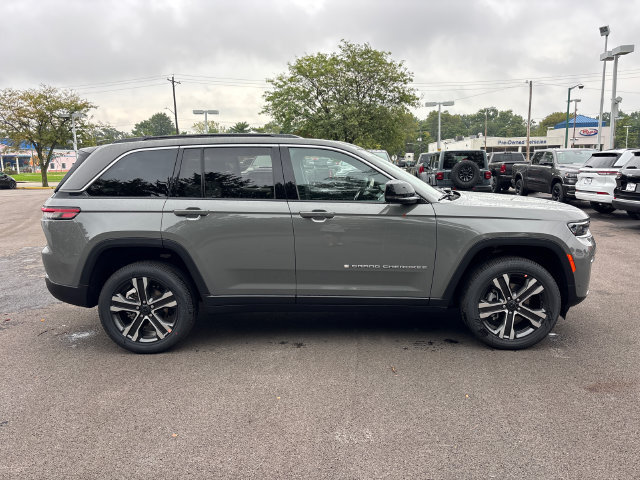 New 2027 Jeep Grand Cherokee Limited AWD/4WD image 28