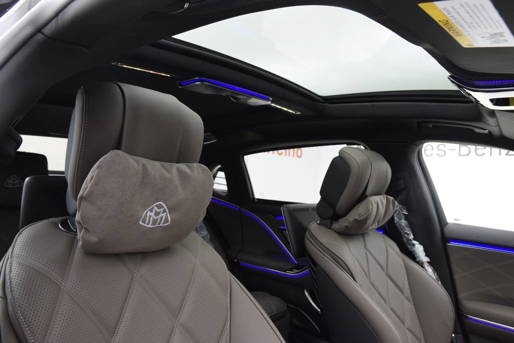 New 2026 Mercedes-Benz Maybach S 580 4MATIC image 17