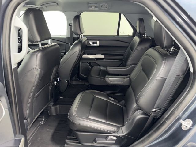 Used 2023 Ford Explorer XLT w/ Equipment Group 202A image 31