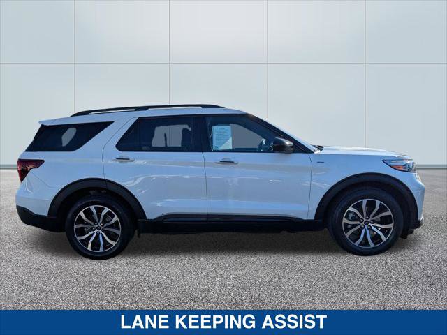 Used 2023 Ford Explorer ST-Line w/ Class IV Trailer Tow Package image 6