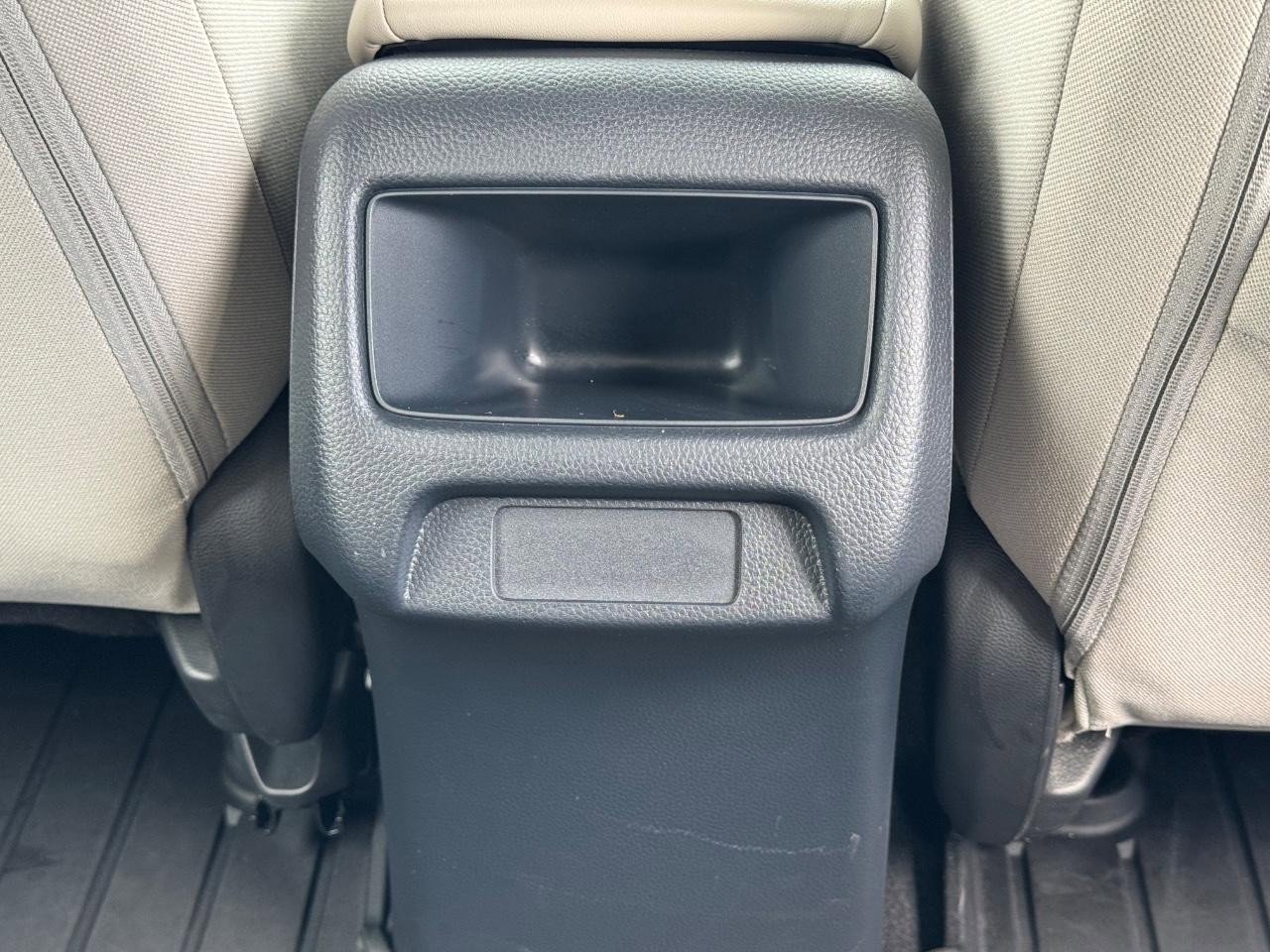 Used 2023 Honda HR-V LX image 16