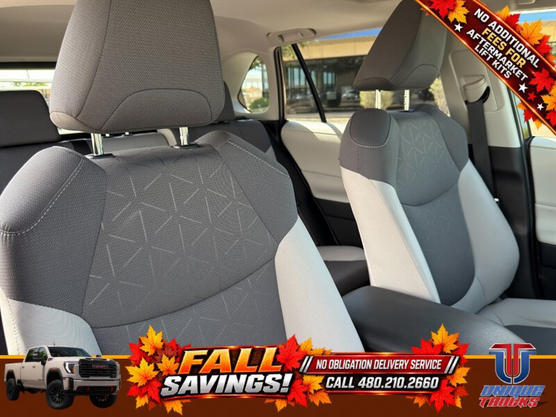 Used 2025 Toyota RAV4 XLE w/ Convenience Package AWD/4WD image 29