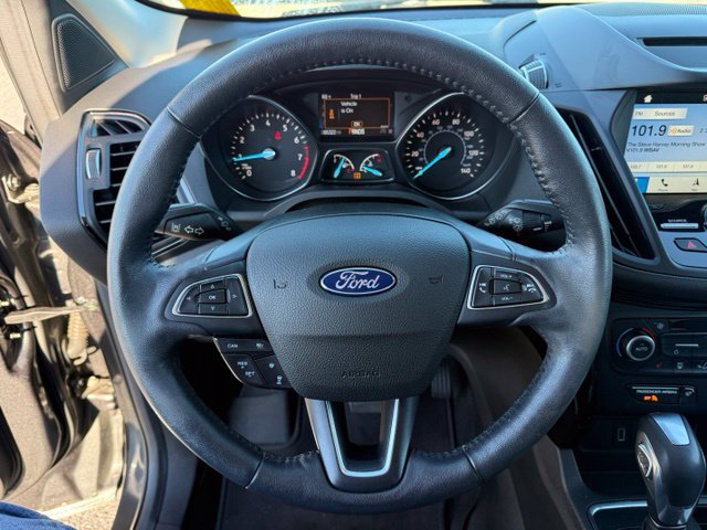 Used 2018 Ford Escape Titanium w/ Ford Safe & Smart Package FWD image 14