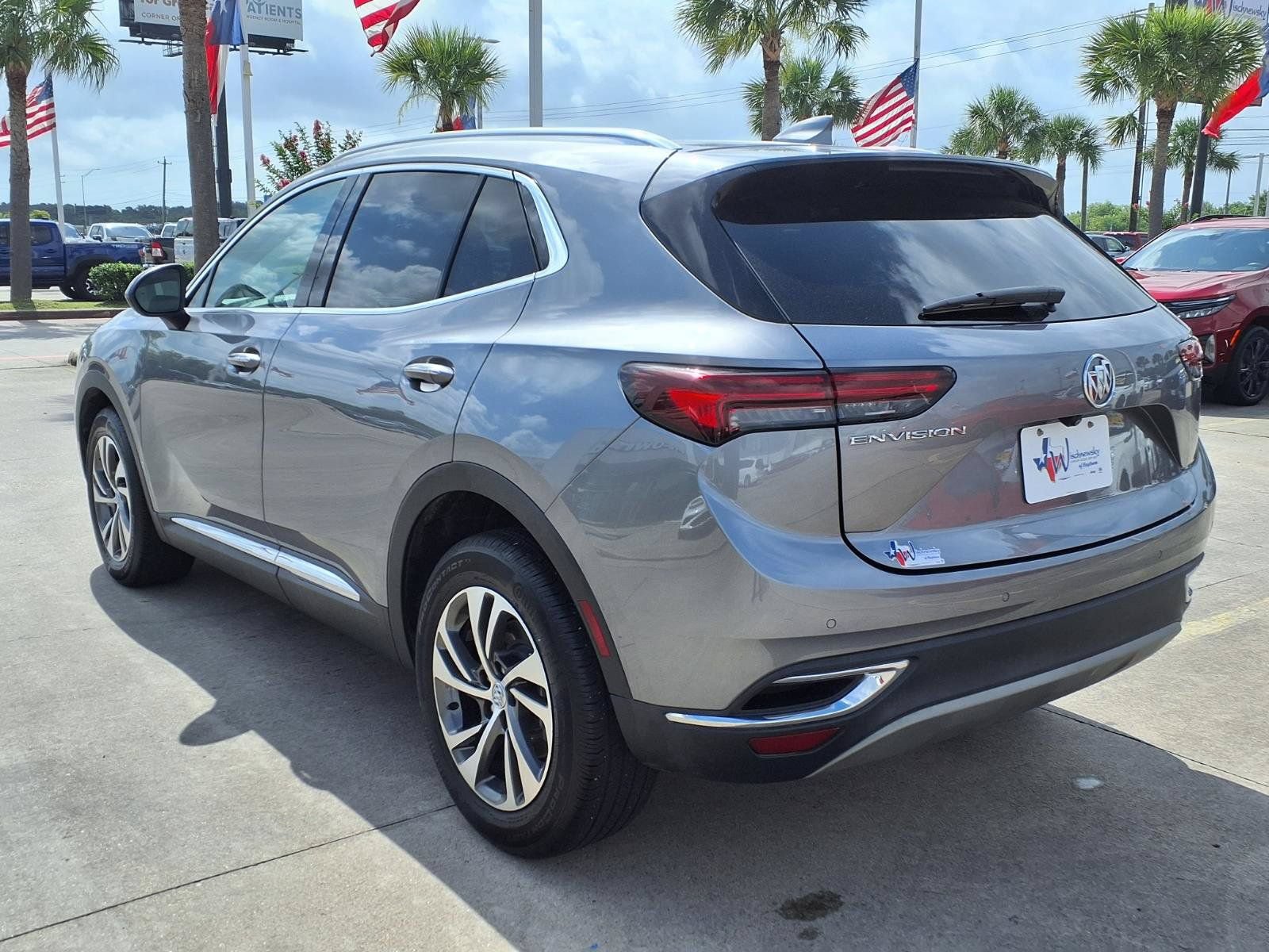 Used 2022 Buick Envision Essence w/ Safety Package FWD image 8