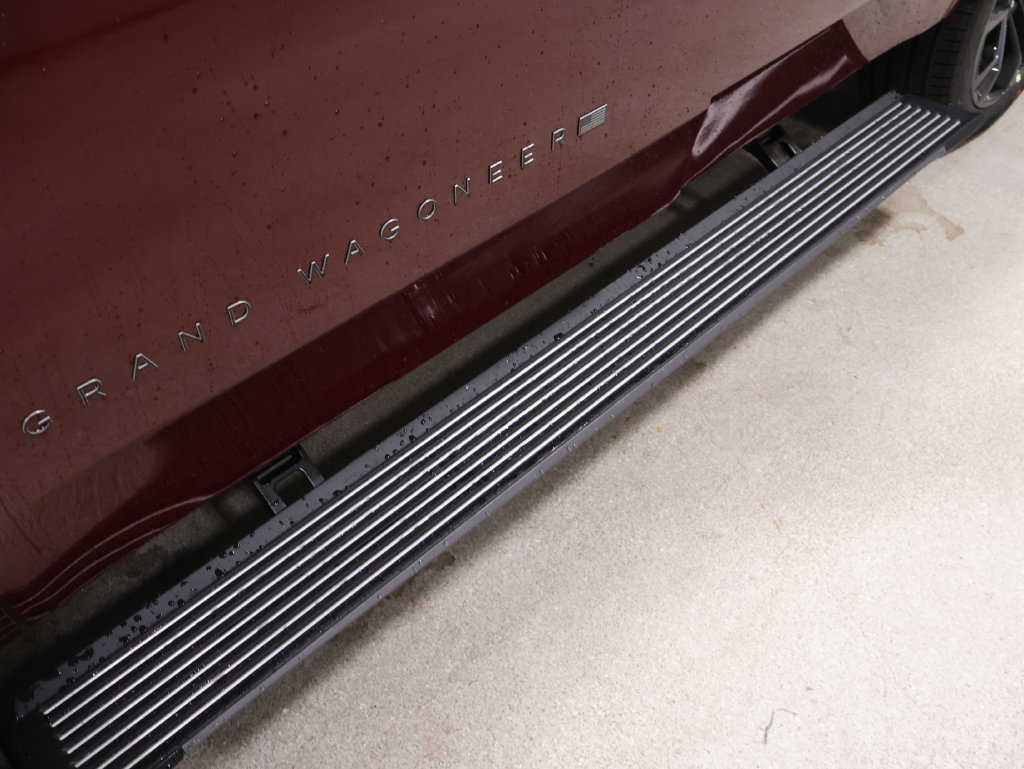 New 2026 Jeep Grand Wagoneer Summit AWD/4WD image 8