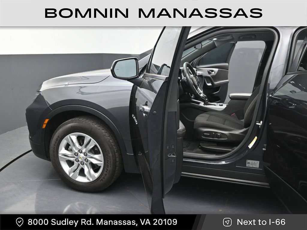 Used 2022 Chevrolet Blazer LT image 13