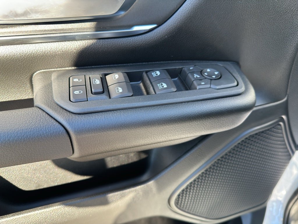New 2026 RAM 1500 Big Horn AWD/4WD image 11