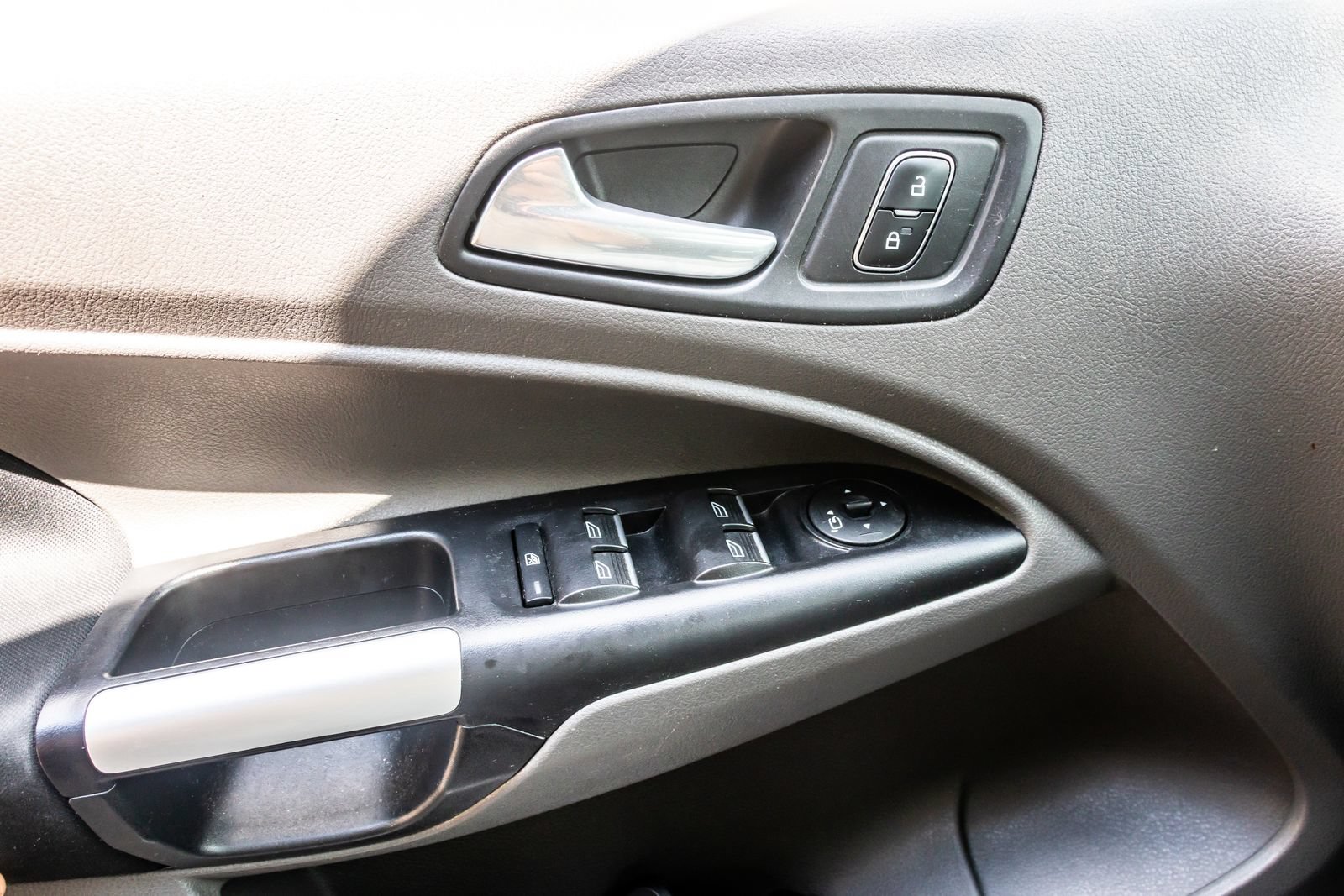 Used 2021 Ford Transit Connect XLT FWD image 23