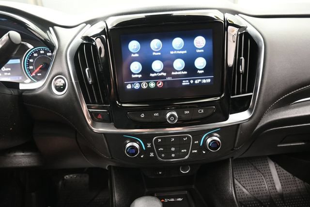 Used 2023 Chevrolet Traverse LT FWD image 4