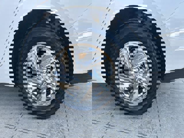 New 2026 Hyundai Elantra SE image 40