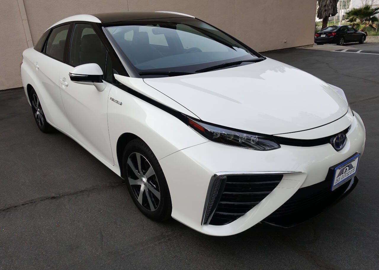 Used 2017 Toyota Mirai FWD image 21