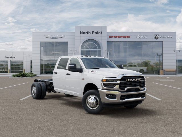 New 2027 RAM 3500 Tradesman RWD image 5