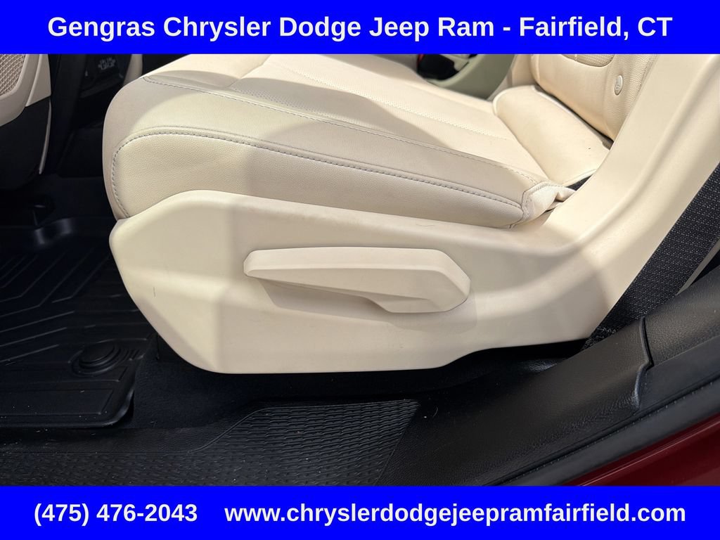 Used 2023 Jeep Grand Cherokee L Limited w/ Luxury Tech Group II AWD/4WD image 44