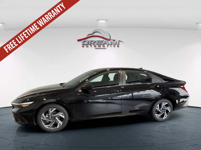 Used 2025 Hyundai Elantra Sport FWD image 17
