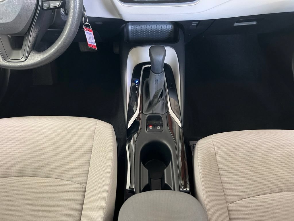 Used 2021 Toyota Corolla LE w/ Carpet Mat Package (TMS) FWD image 10
