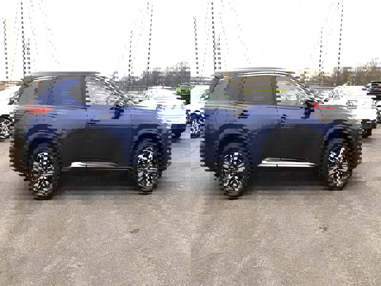 Used 2023 Nissan Rogue SL w/ SL Premium Package image 14