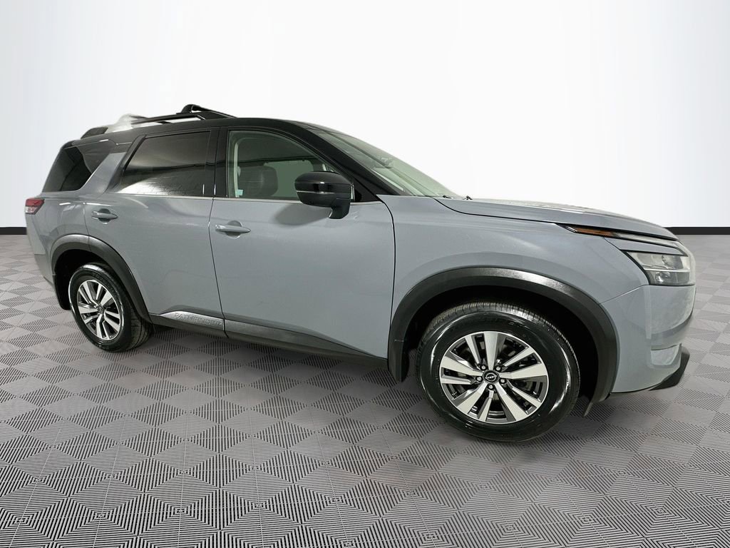 Used 2023 Nissan Pathfinder SL AWD/4WD image 11
