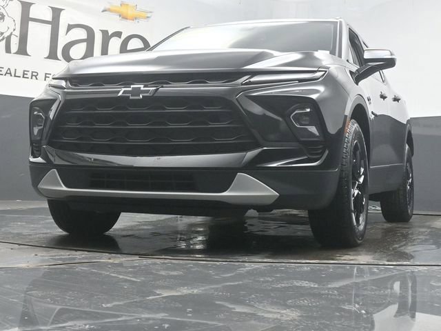Used 2024 Chevrolet Blazer LT w/ Midnight/Sport Edition image 4